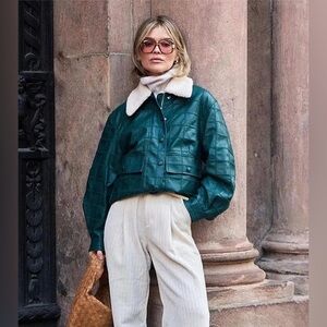 Baum und Pferdgarten Forest Green Faux Leather Quilted Bomber Jacket M